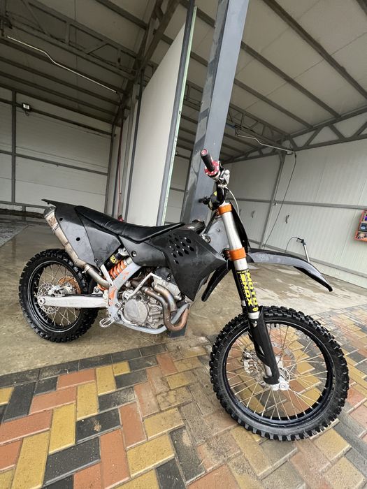 ktm full cross 250 4t.