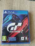 Продавам игра за PS4 Gran Turismo 7