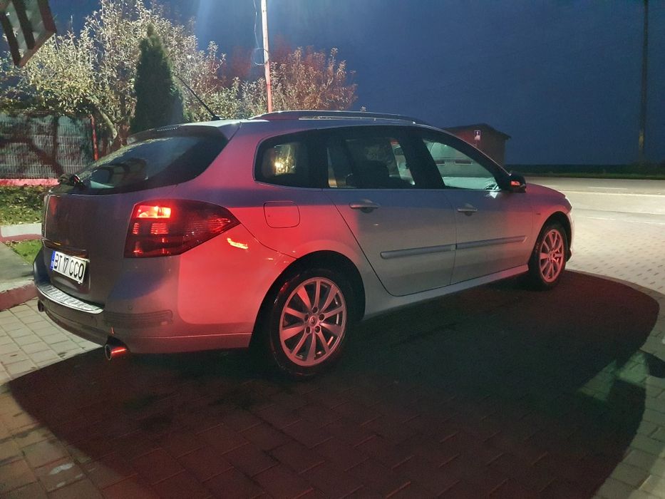 Vând Renault Laguna III 2012