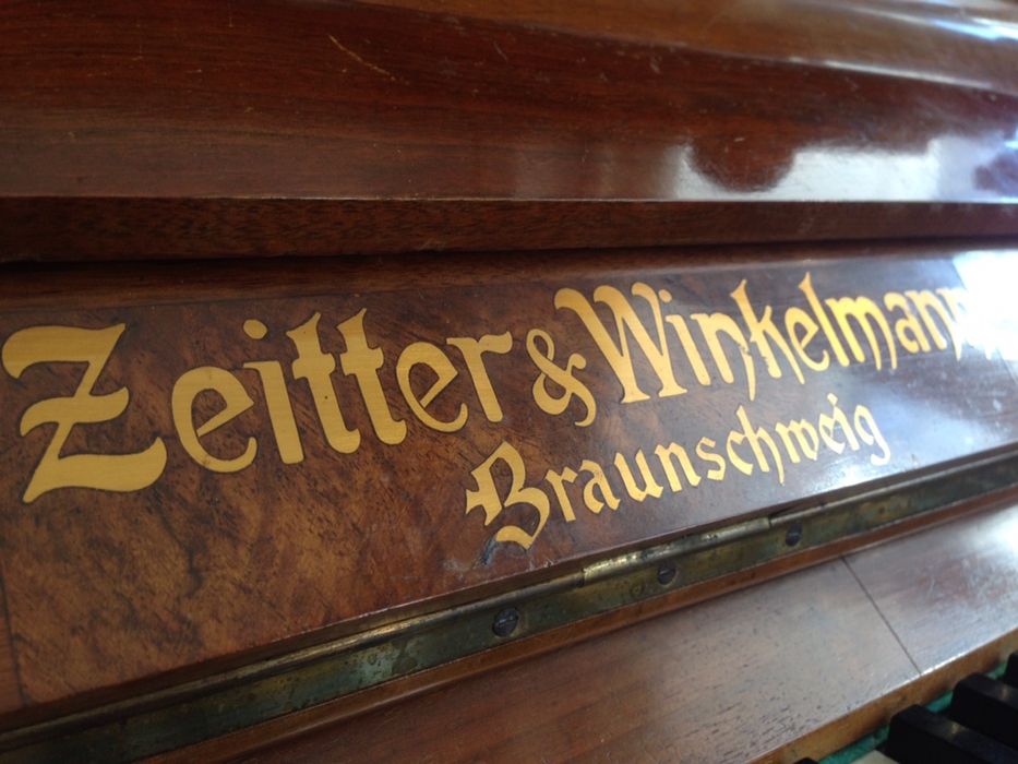 Pianina acustic Zeitter Winkelmann schimb cu yamaha electric YDP144