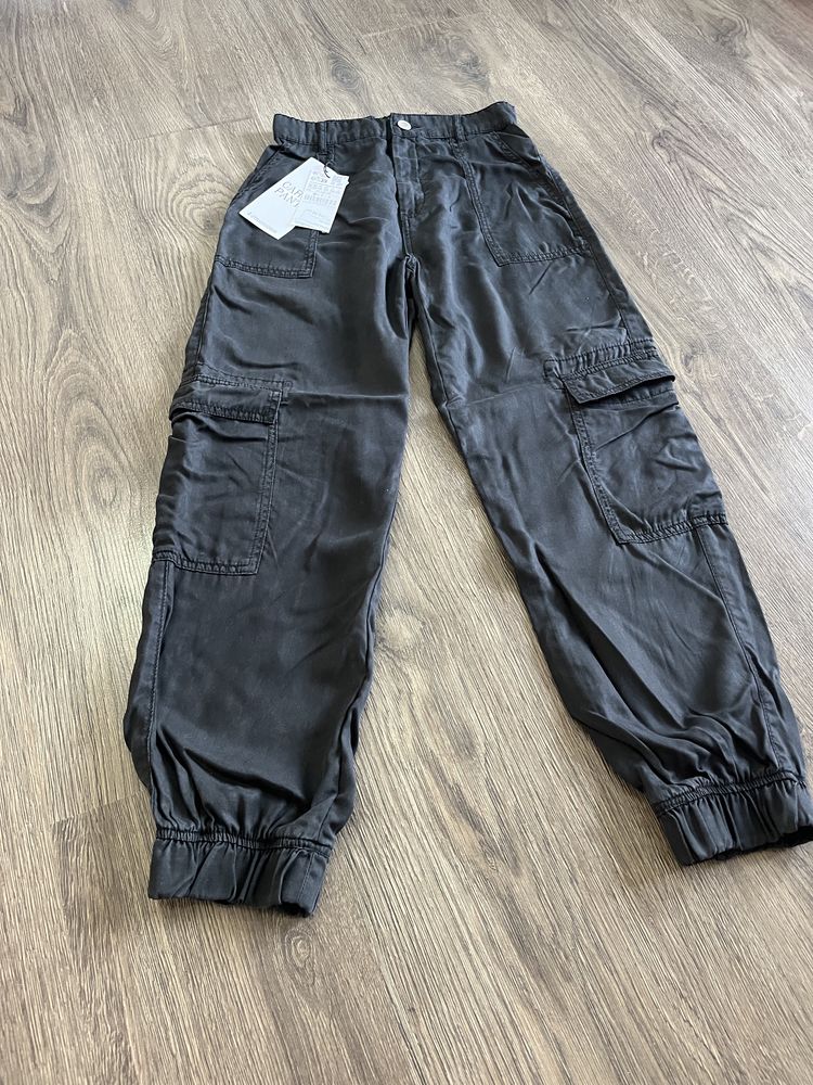 Pantaloni Cargo Stadivarius