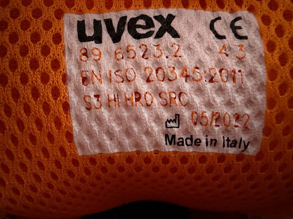 Ghete Uvex 65232 marimea 43