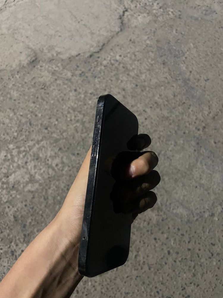iPhone 12 pro Black