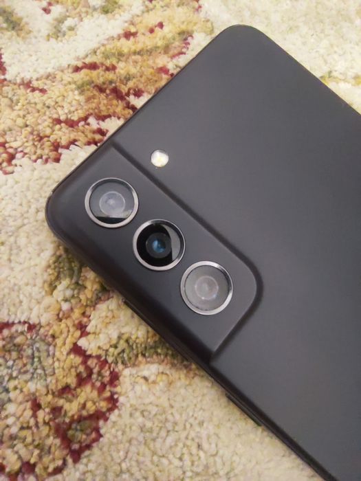 Самсунг с21 фе 256гб