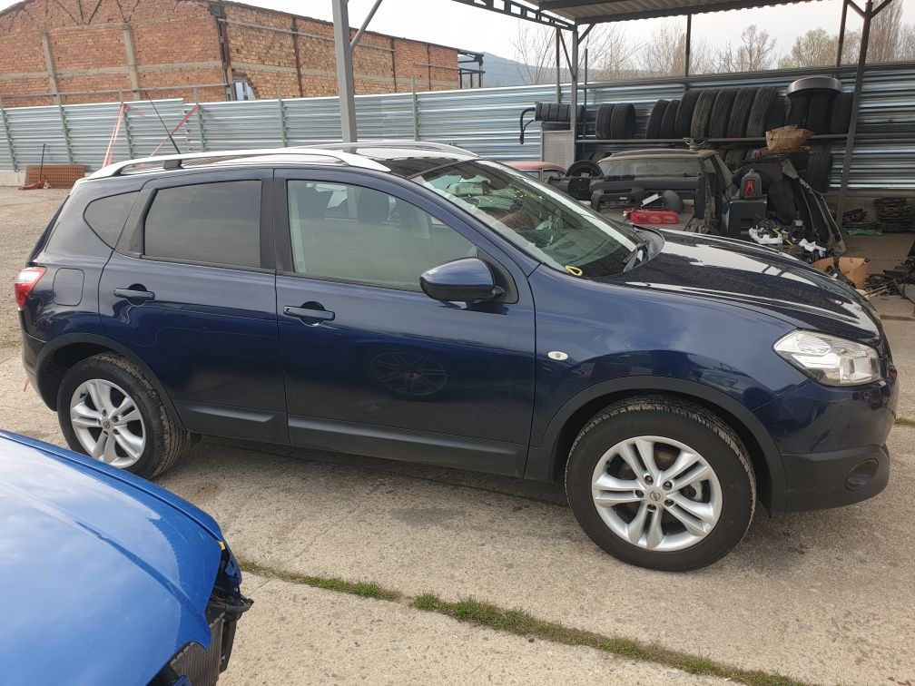 Nissan Qashqai На Части