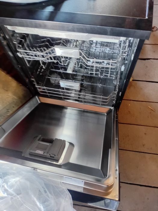 Продам посудомойку срочно