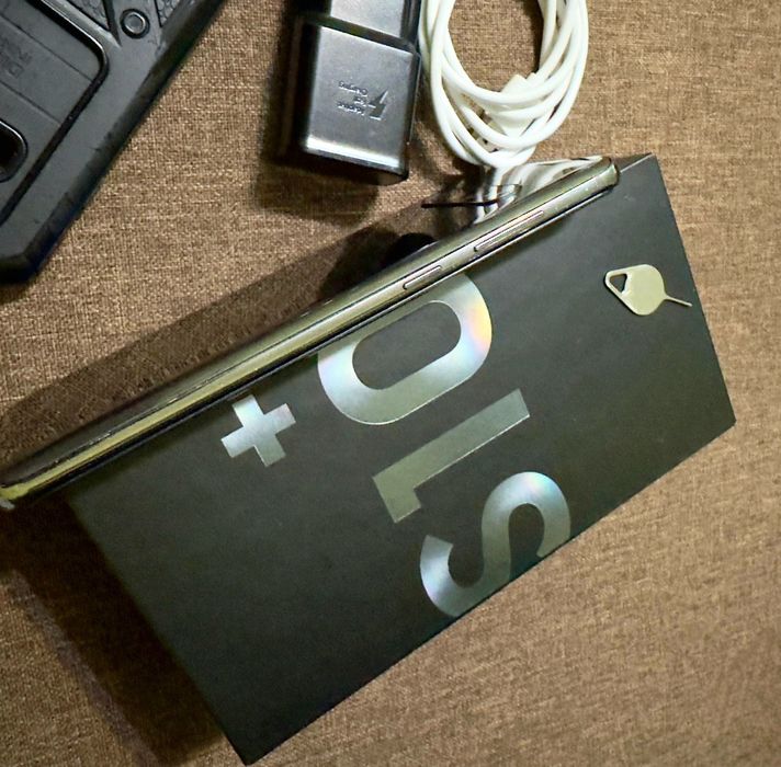 Samsung s10 + impecabil