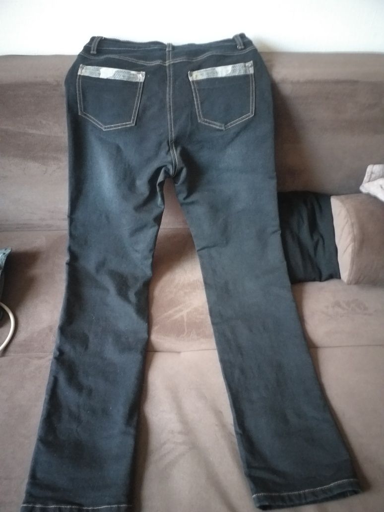 Продам,жен.джинсы ,размер 46