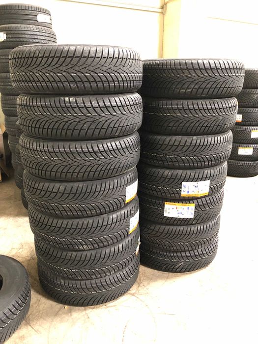 Cauciucuri noi 215/65 R16 CEAT Winterdrive, anvelope Duster iarna
