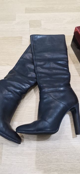 Зимние сапоги от Basconi,натуральная кожа и мех,размер 37