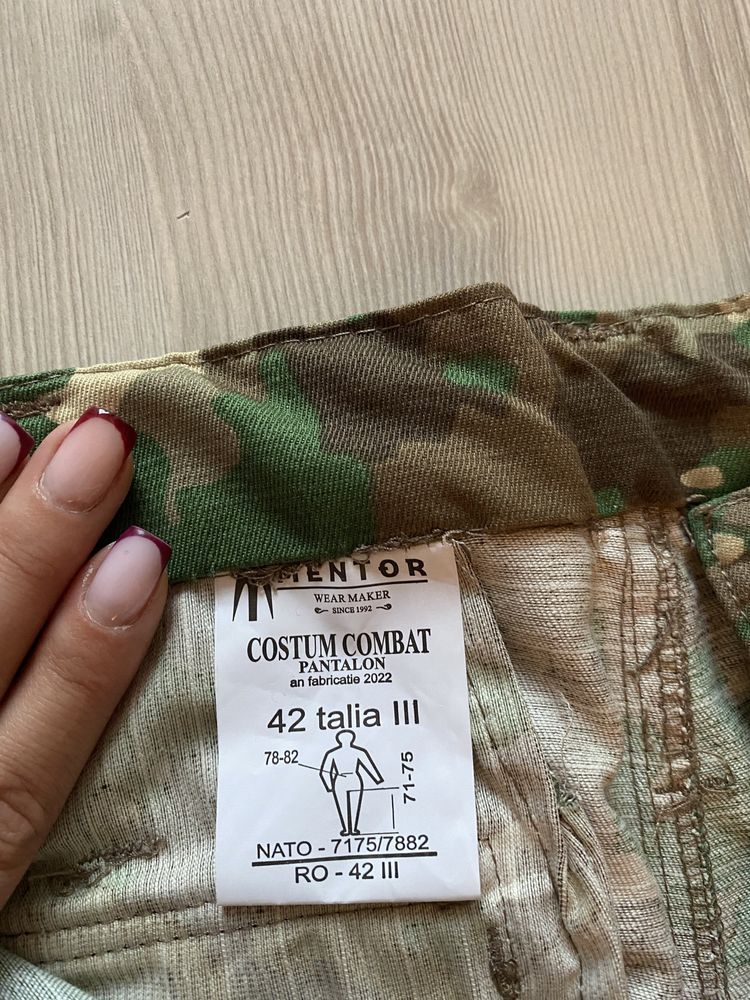 Pantaloni COMBAT 42 cu III noi