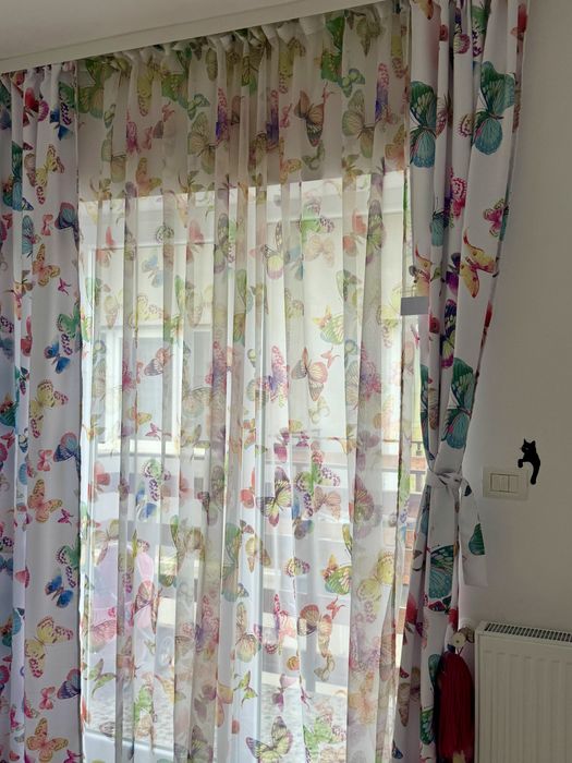 Vând perdea + draperii
