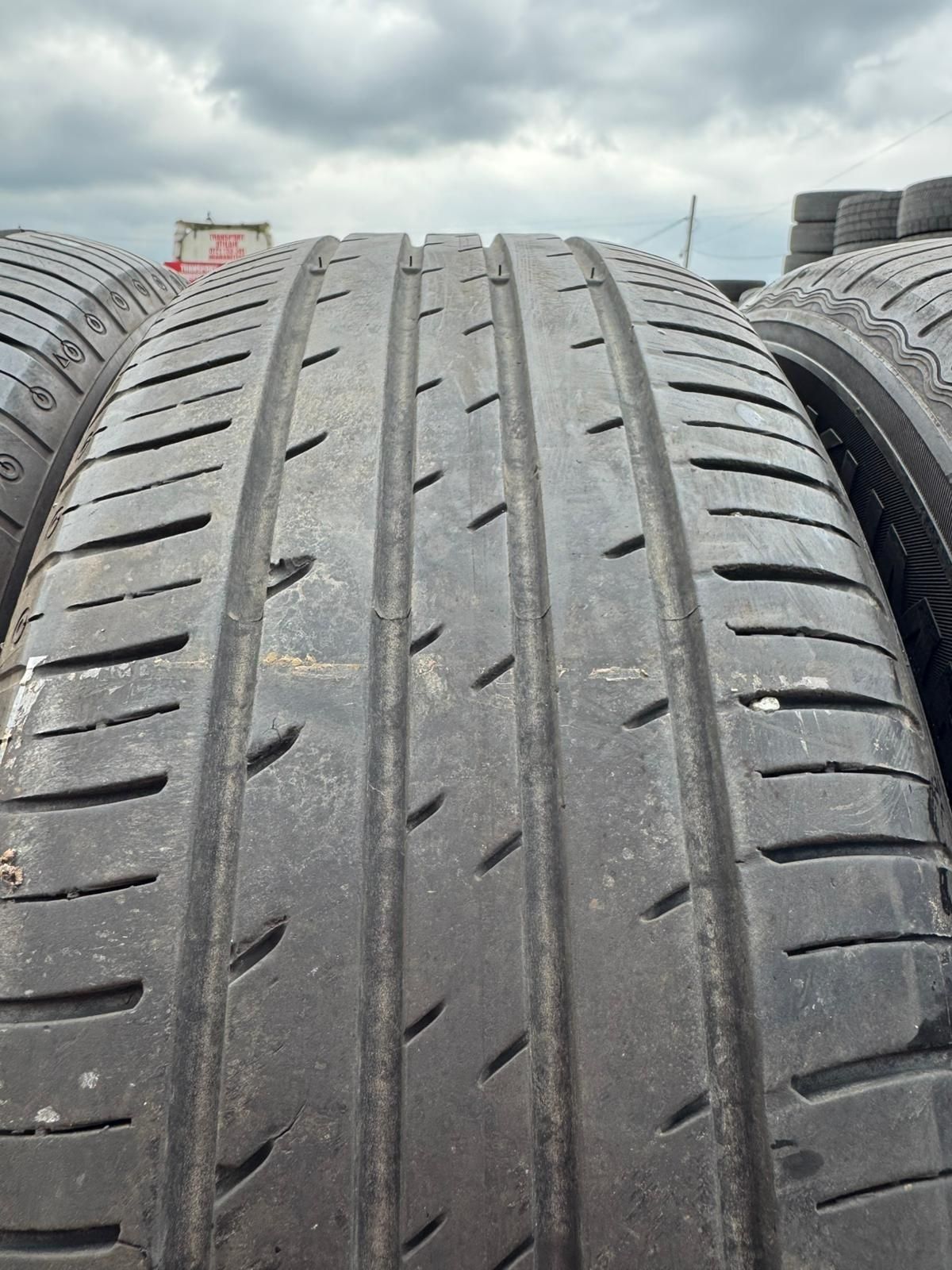 Anvelope / 215/60R16 Kumho / Vara