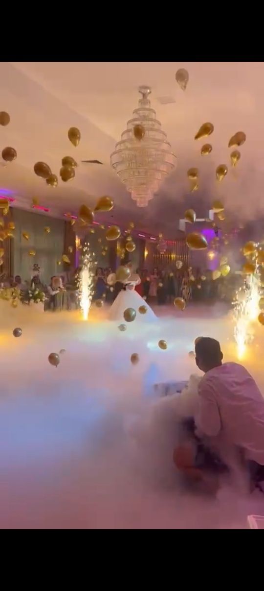 Fum greu /artificii / baloane explozive  / video 360 / Cabina foto.