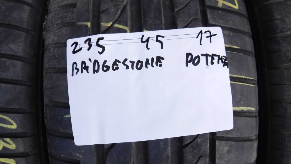 Jante Passaat B6 CC  235 45 17 vara Bridgestone Potenza