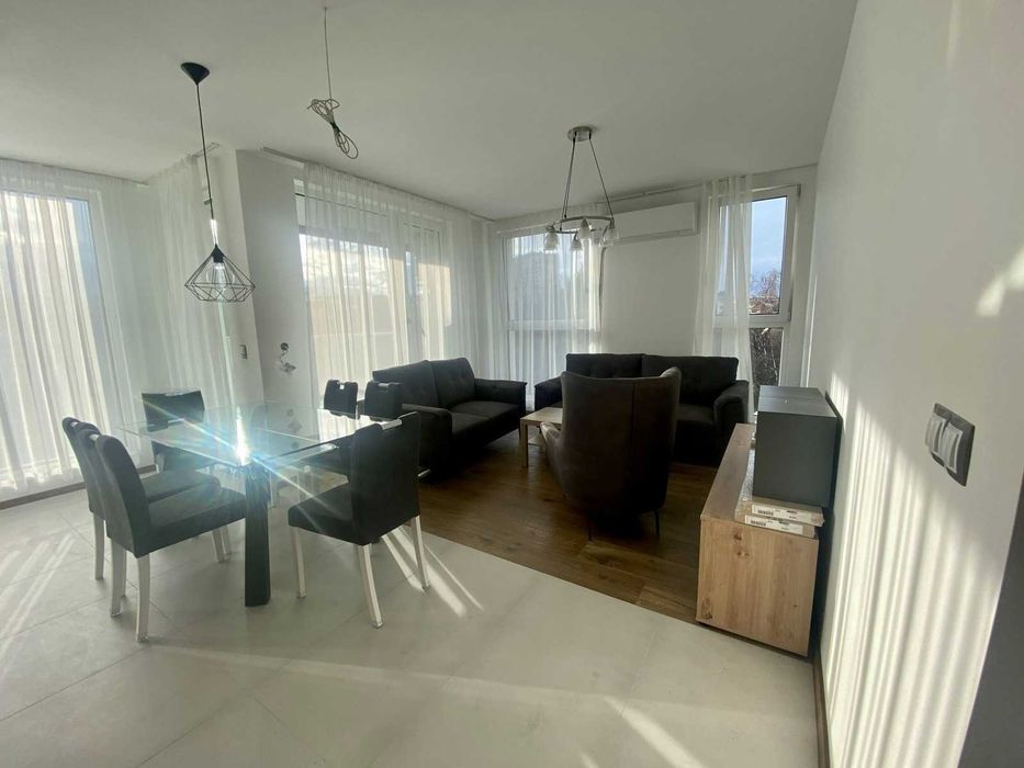 Дава се под наем Тристаен апартамент в София, Гео Милев - 95 кв.м за 637.5 € - Снимка #1