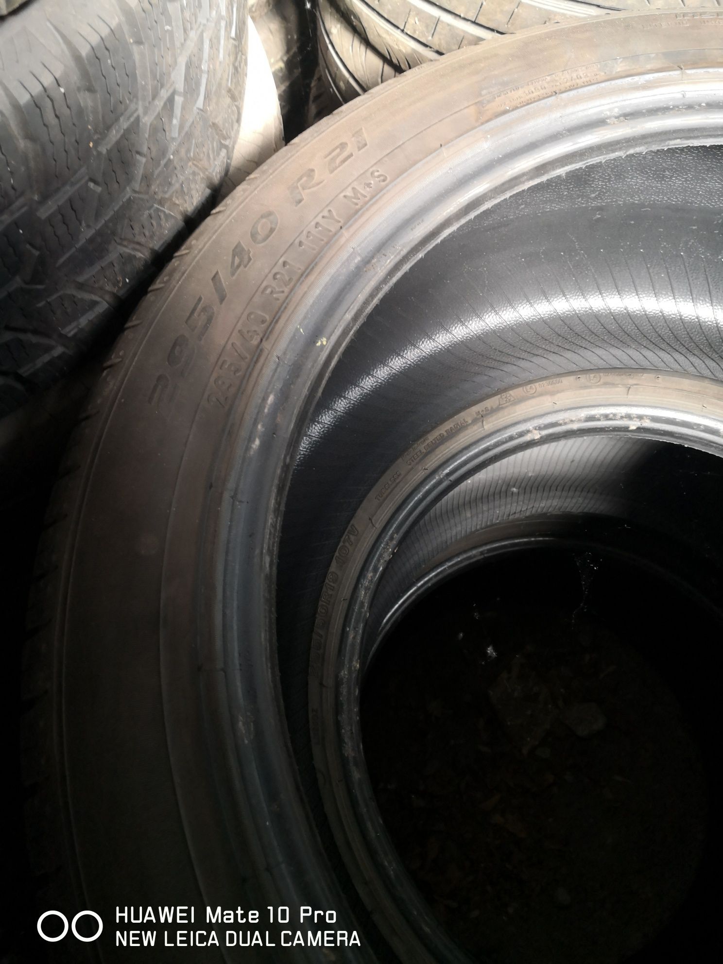 295 40 21 цола гума като нова дот 21 Pirelli