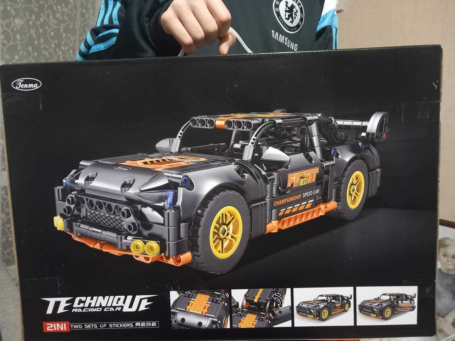 Сглобяем  автомобил тип LEGO - НОВ!