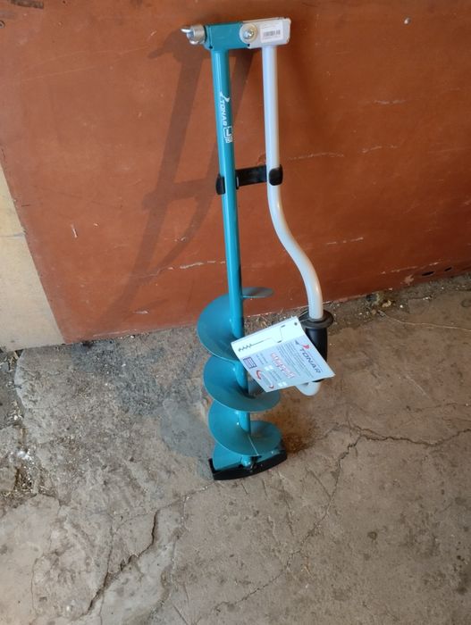 Продам комплект для зимней рыбалки