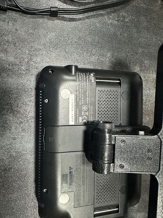 Bush телевизор за кола