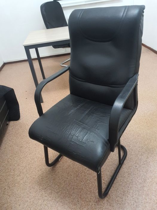 Продам диван и 2 кресла