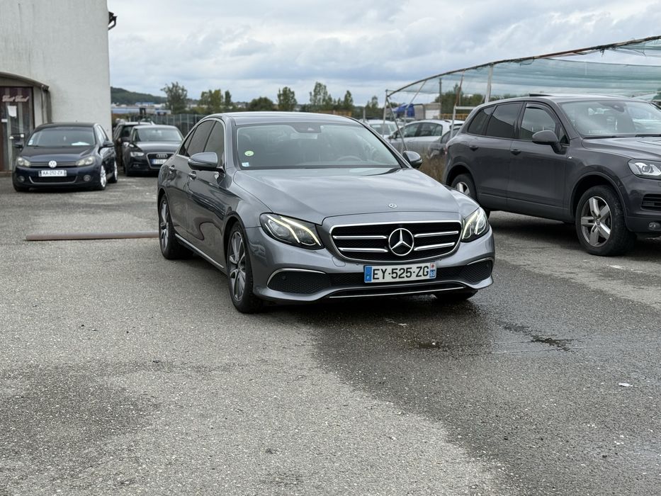 Mercedes-Benz  Eclasse 2018/8