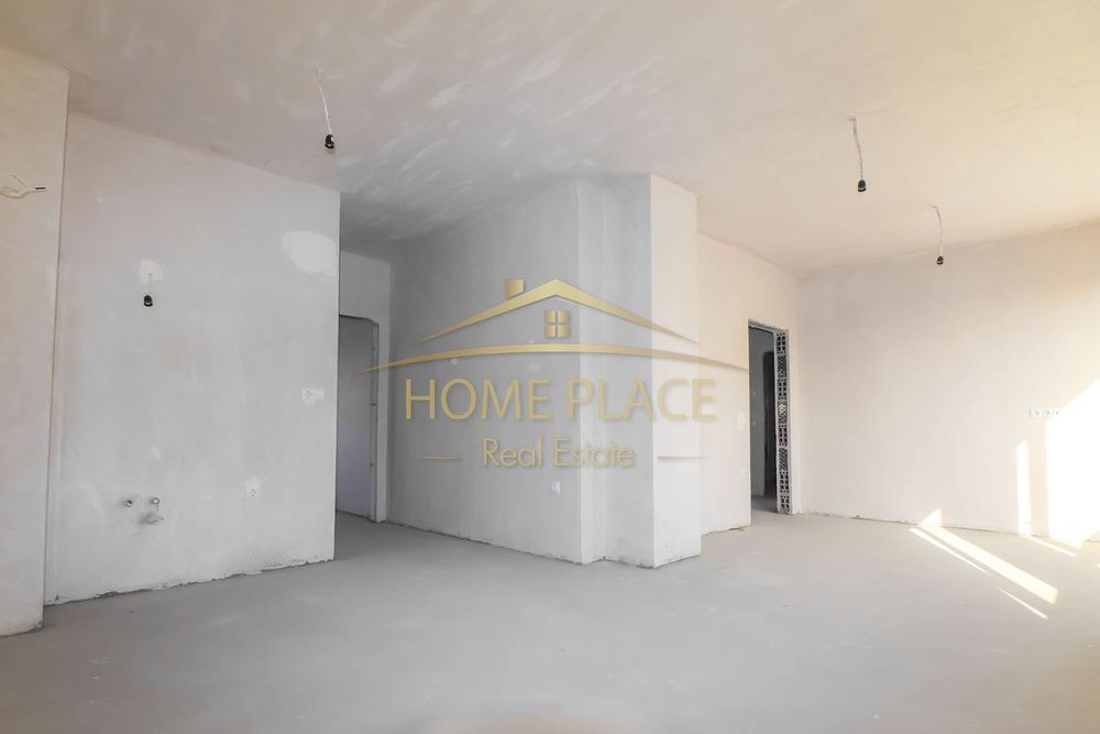 Продава се Многостаен апартамент в Варна, Цветен квартал - 131 кв.м за 1504 €/кв.м - Снимка #3