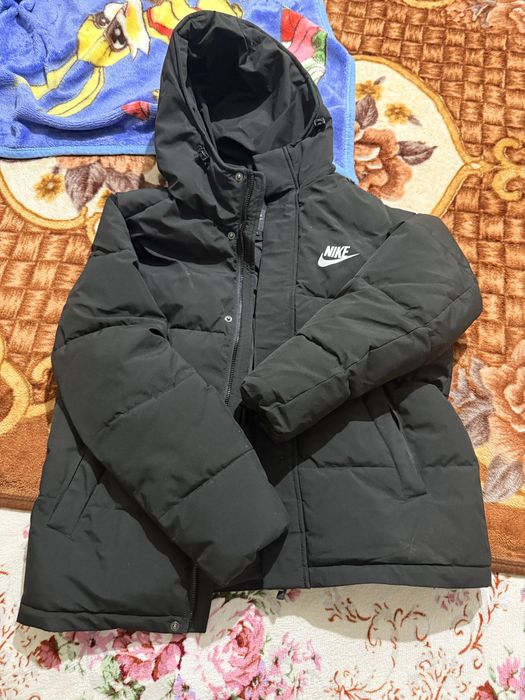 Зимняя мужская куртка nike