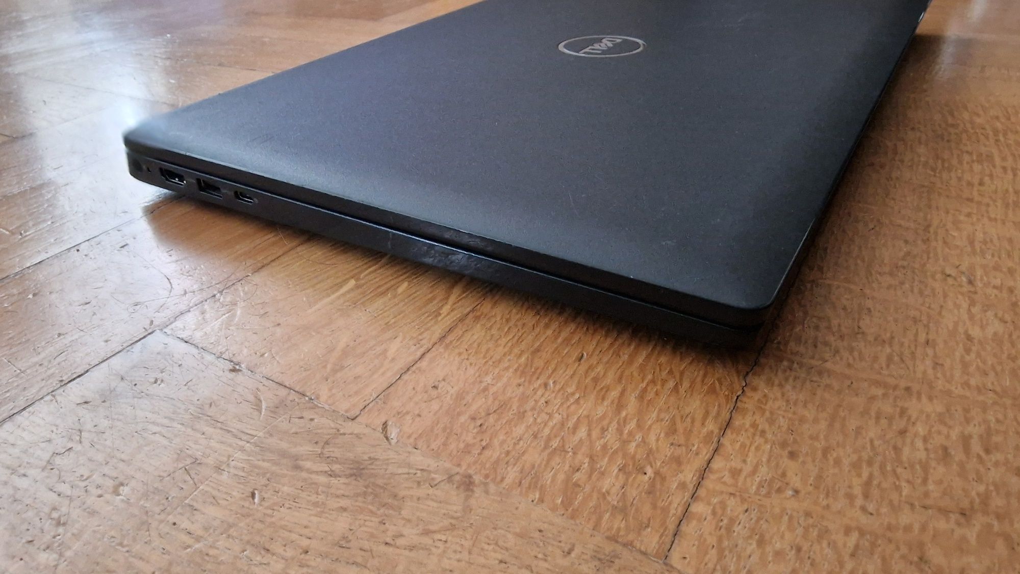 Dell Latitude 3520 15.6" i5-1145G7 32gb RAM 512GB SSD NVME Windows 11