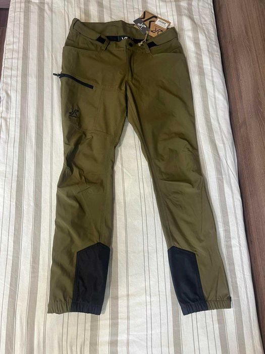 Дамски Панталон Revolution Race