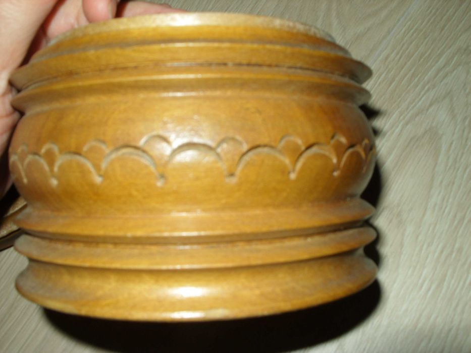 Дървен резбован сервиз за ракия