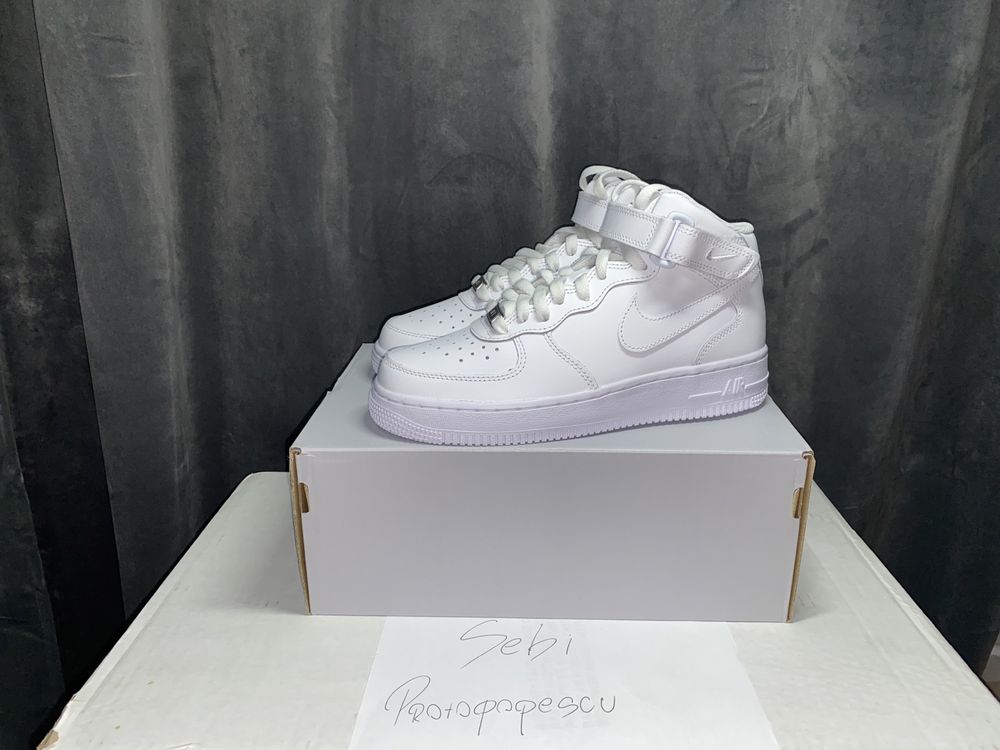 Nike Air Force 1 Mid Triple White GS