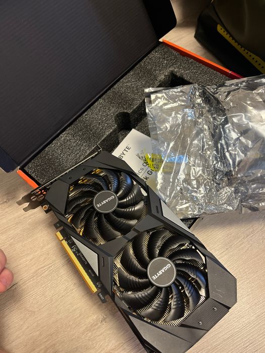 Продам rx 5500 xt