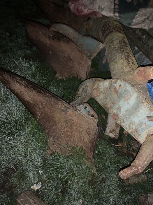 Plug de vanzare pe teava mai multe detali la telefon