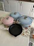 Le Creuset набор чугунных кастрюль