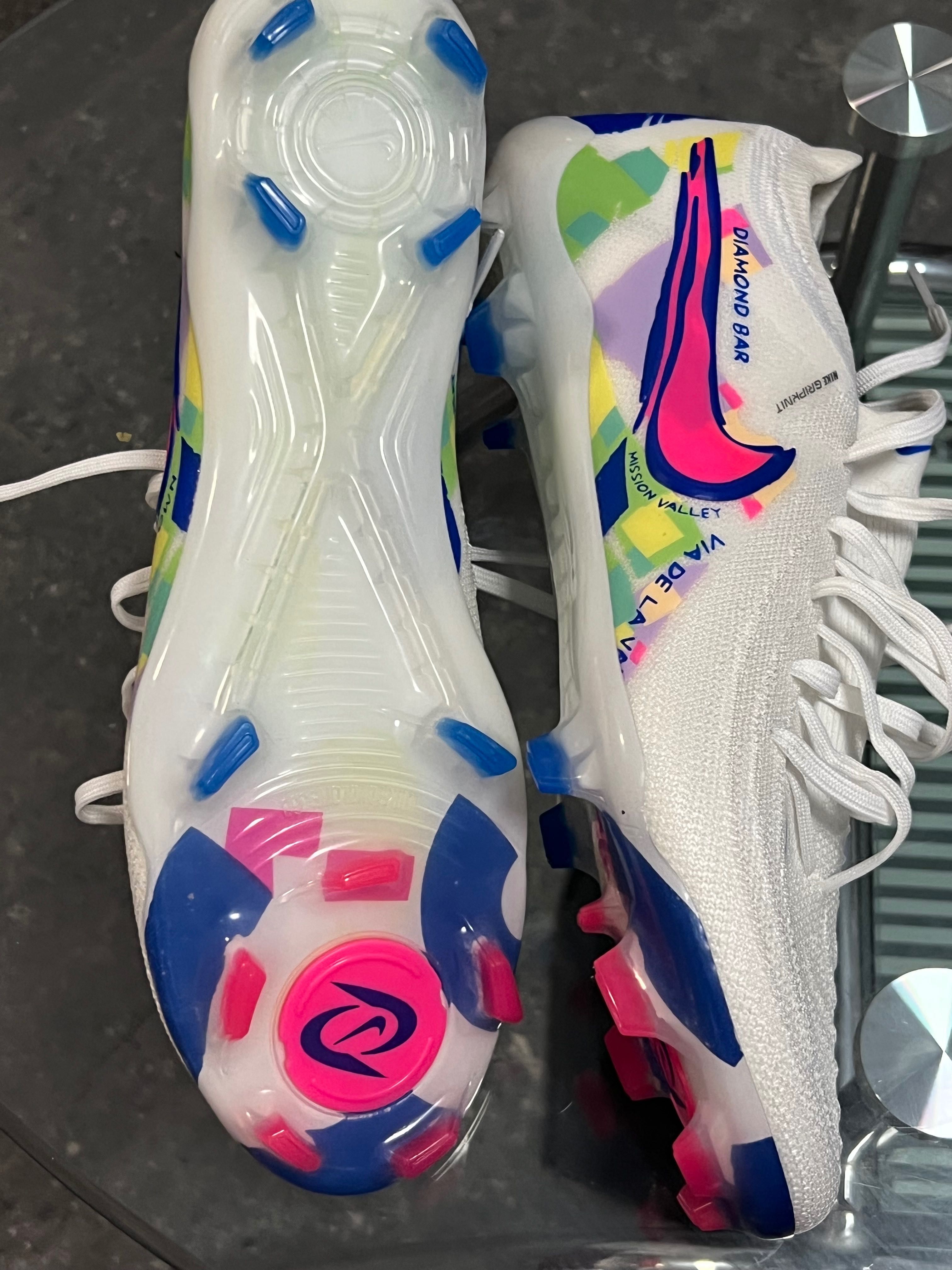 Футболни Бутонки Nike Phantom GX Elite SE FG 42 номер 26.5 см