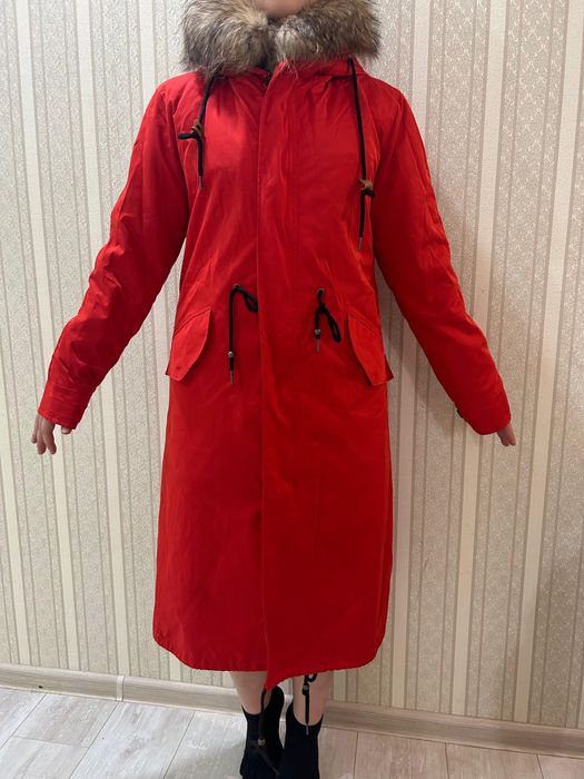 Продам парку теплую