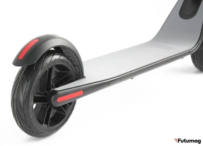 Ninebot Kickscooter ES1 электросамокат
