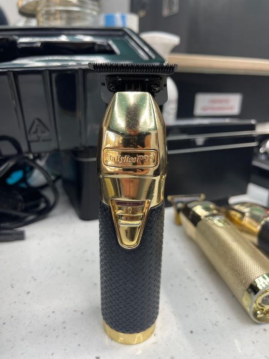 BabylissPRO SkeletonFX Gold – Trimmer profesional premium