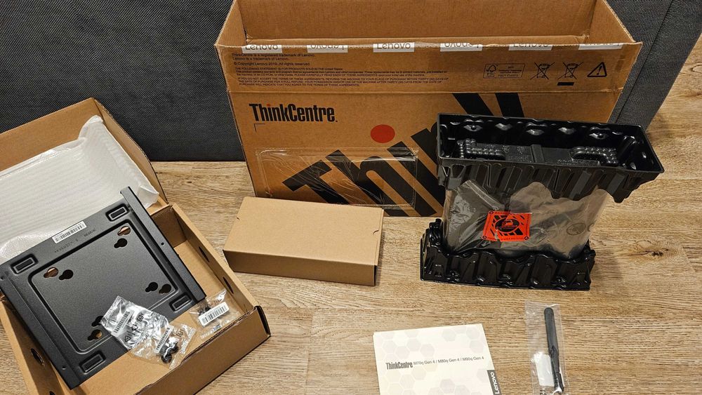 Lenovo ThinkCentre M90q Gen4 Tiny i7-13700T 16GB DDR5 Win11 garantie