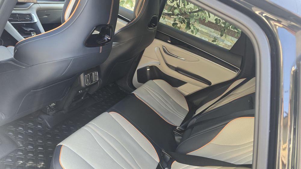 Byd song plus chempion