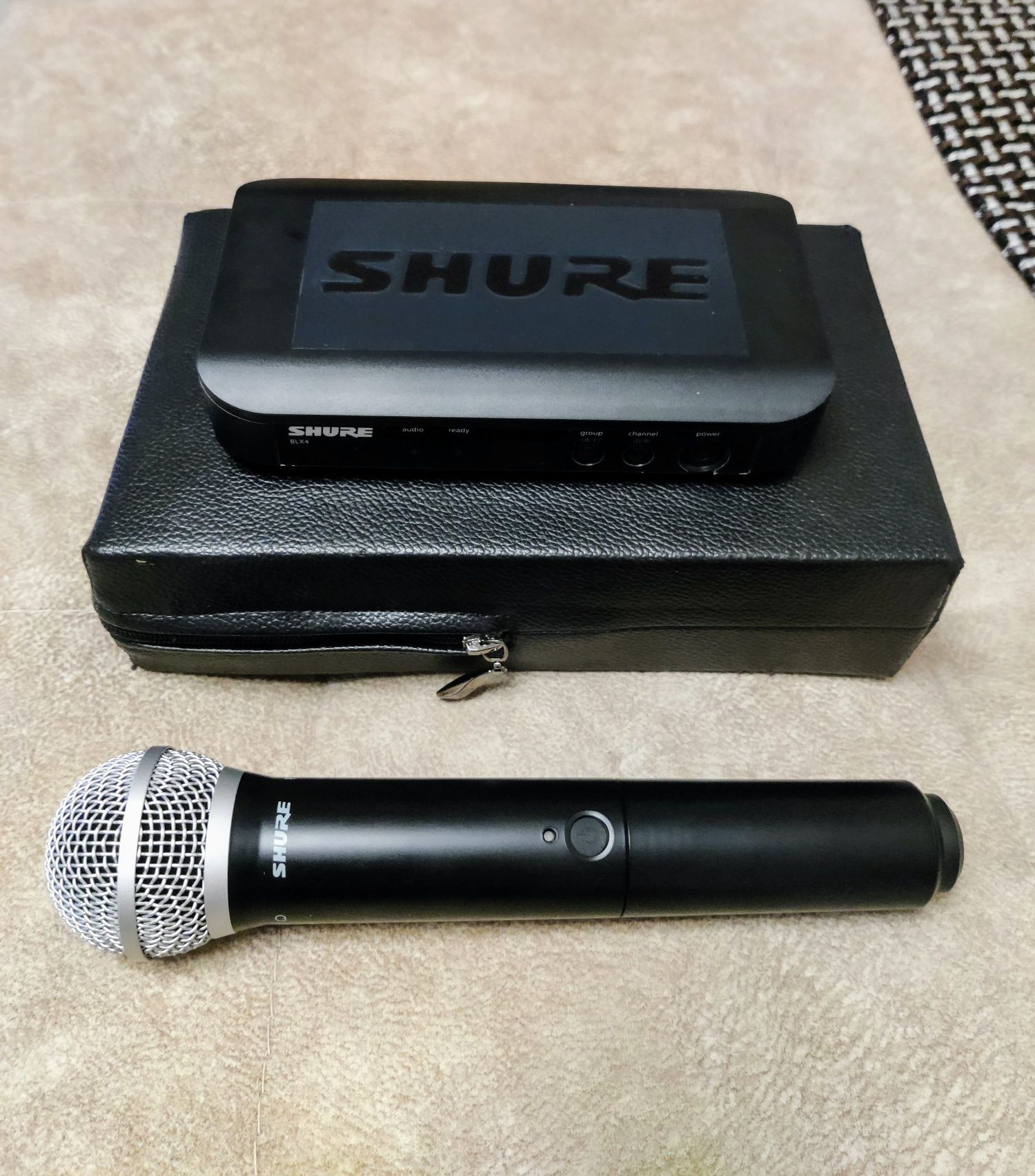 Микрофон SHURE BLX 4 - S8
