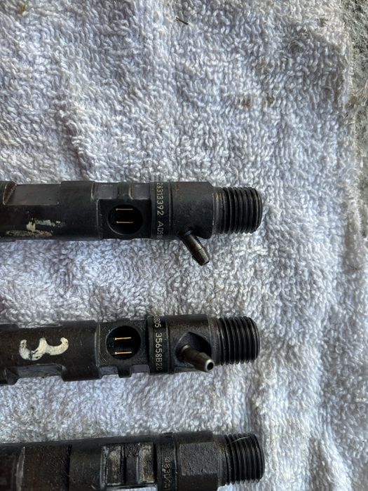 Помпа и дюзи от Рено канго 1.5дци