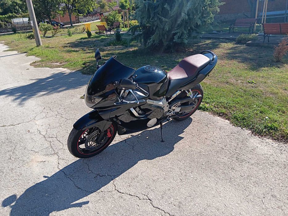 Honda CBR 600 F (1999 г.)