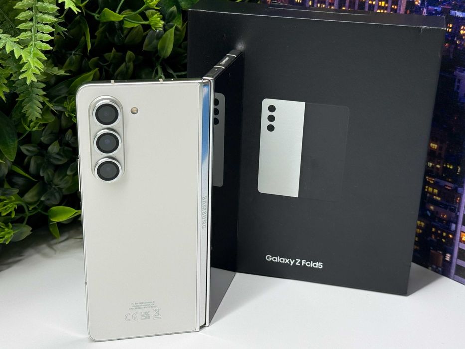 Samsung Z Fold5 256GB Гаранционен