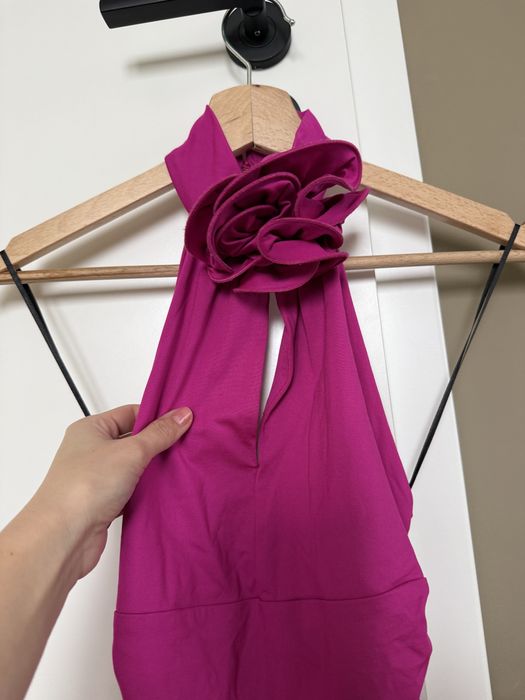 Body H&M elegant cu detaliu deosebkt