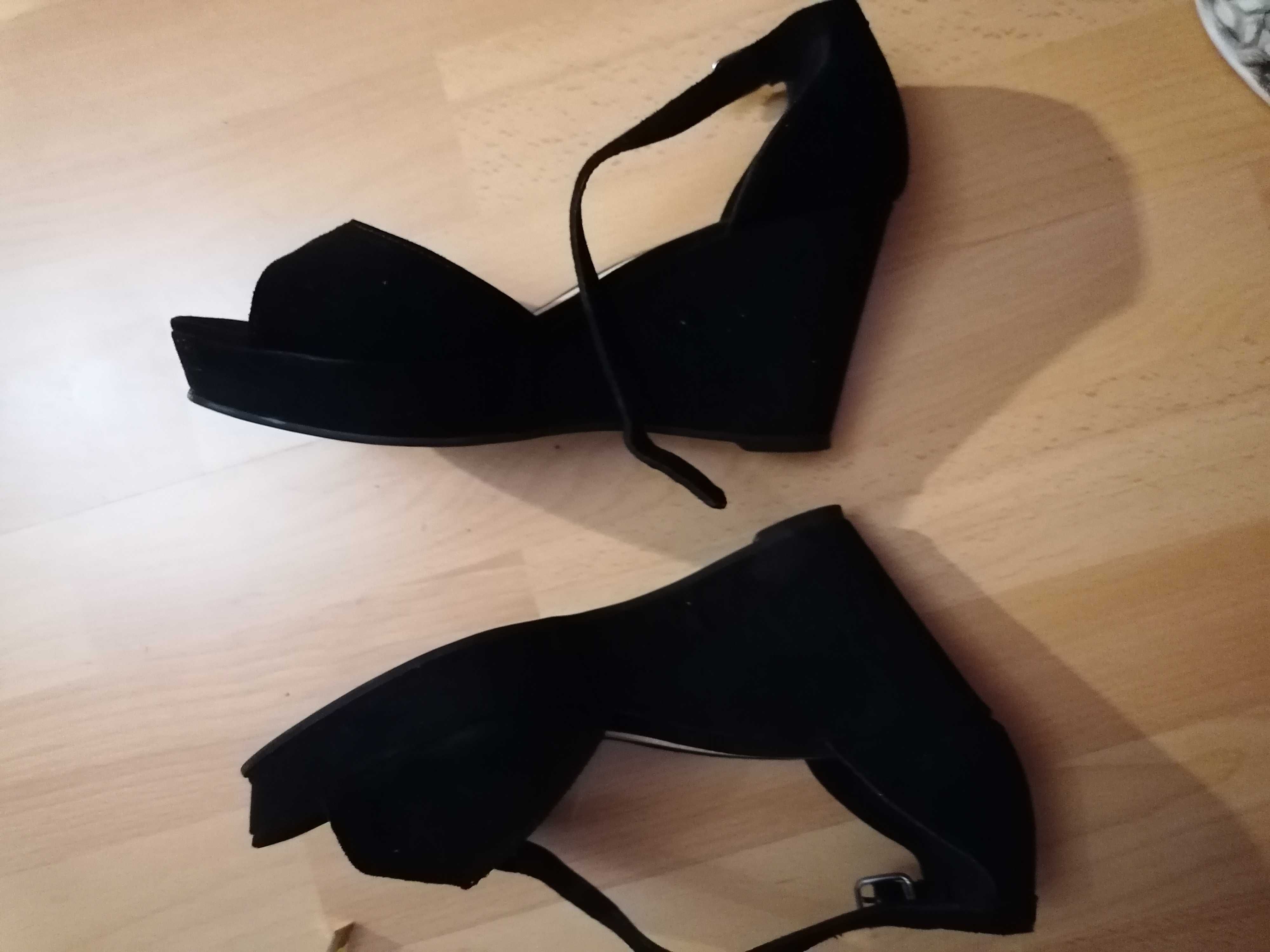 Sandale piele întoarsă, Oysho