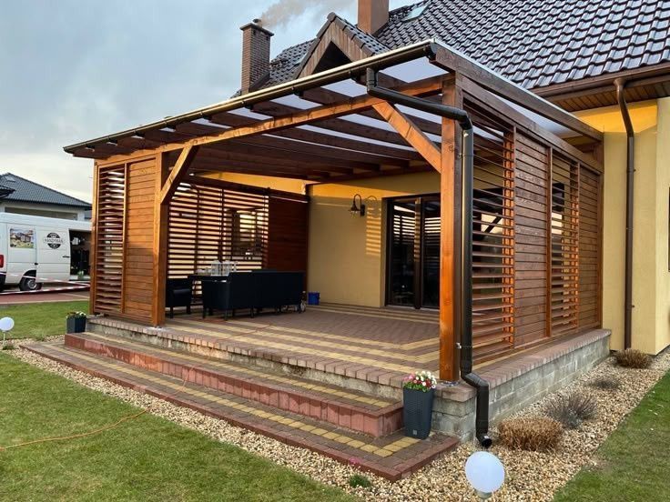 Construim terase și foișoare