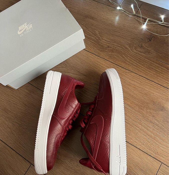Air Force 1 low тъмно червени