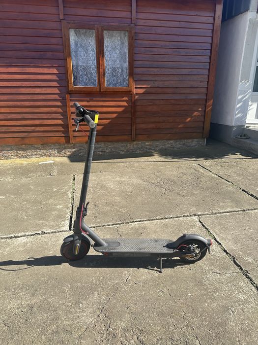 Xiaomi Mi Rlectric Scooter Pro 2